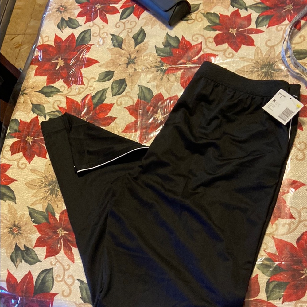 Estate sale women’s workout pants